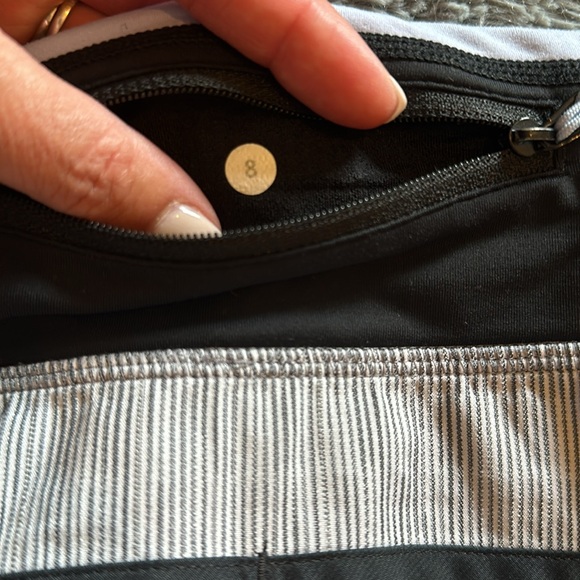 Lululemon Run Times - Picture 5 of 5